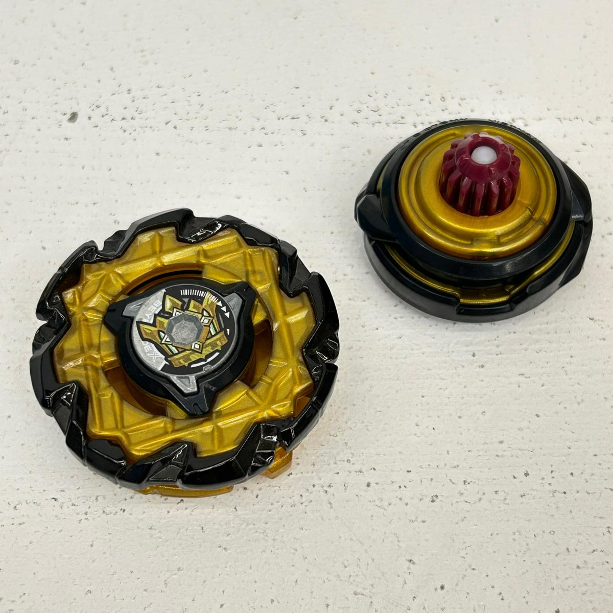 おもちゃ・玩具 エンペラーマイトHOp メタルコート：ブラック ベイブレードX BEYBLADE X エンペラーマイトHOp【イオン広店】