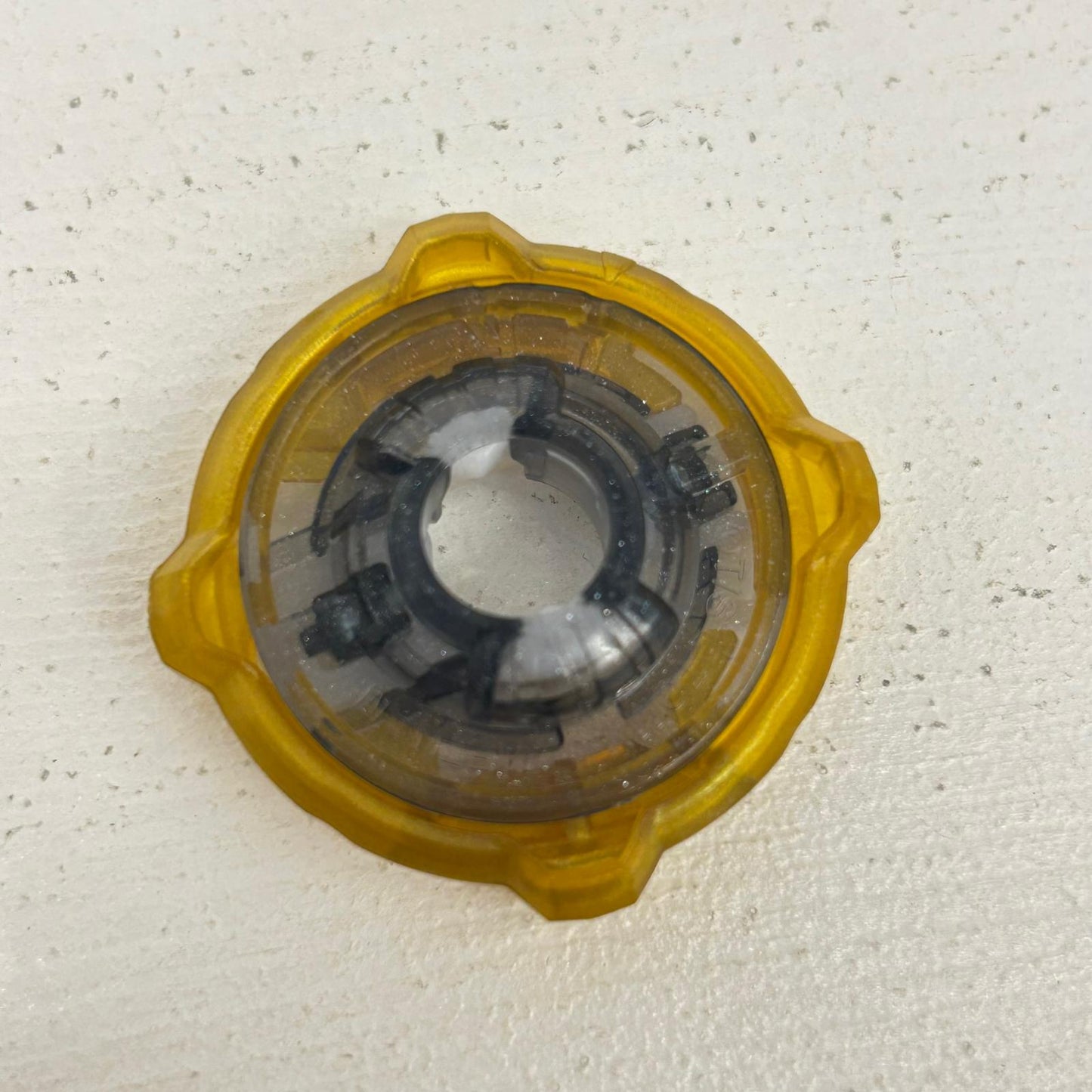 おもちゃ・玩具 レオンファングT4-60A レッドVer. ベイブレードX BEYBLADE X レオンファングT4-60A レッドVer. 【イオン広店】