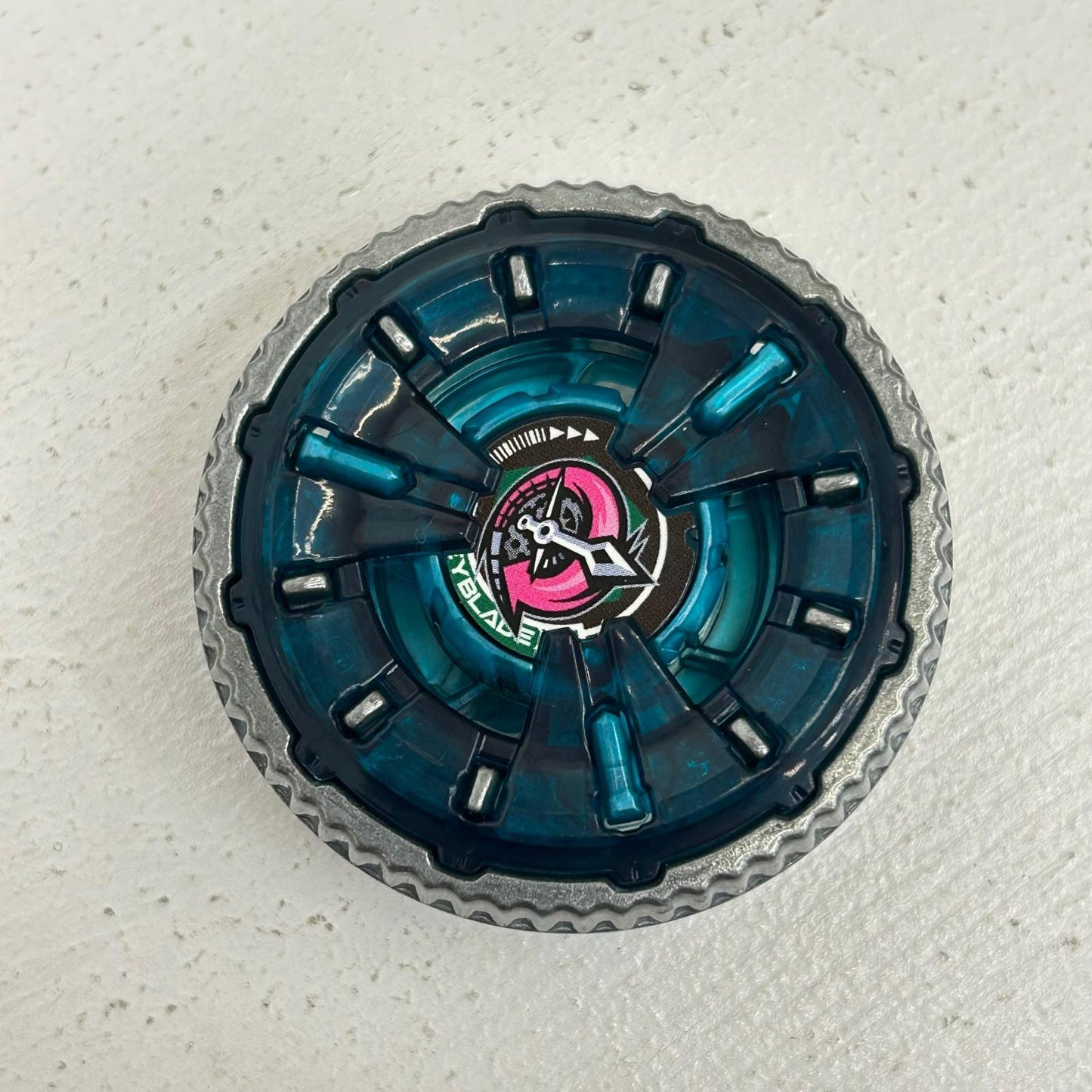 おもちゃ・玩具 クロックミラージュ9-65B グリーン ベイブレードX BEYBLADE X クロックミラージュ9-65B グリーン 【イオン広店】