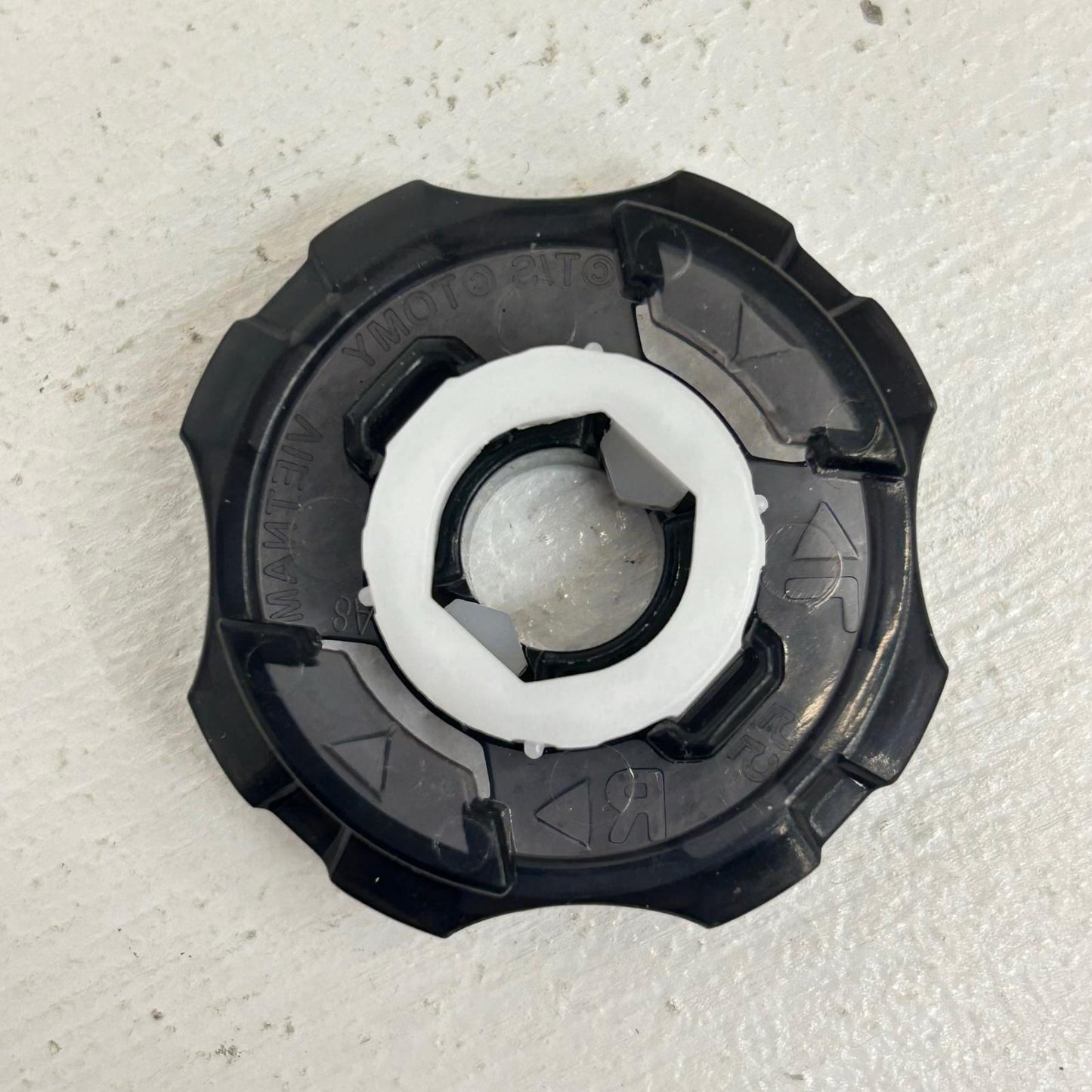 おもちゃ・玩具 クロックミラージュ9-65B ブラック ベイブレードX BEYBLADE X クロックミラージュ9-65B ブラック【イオン広店】