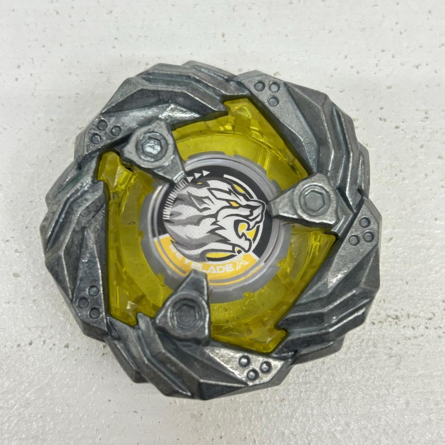 おもちゃ・玩具 レオンクロー0-80E ベイブレードX BEYBLADE X レオンクロー0-80E【イオン広店】