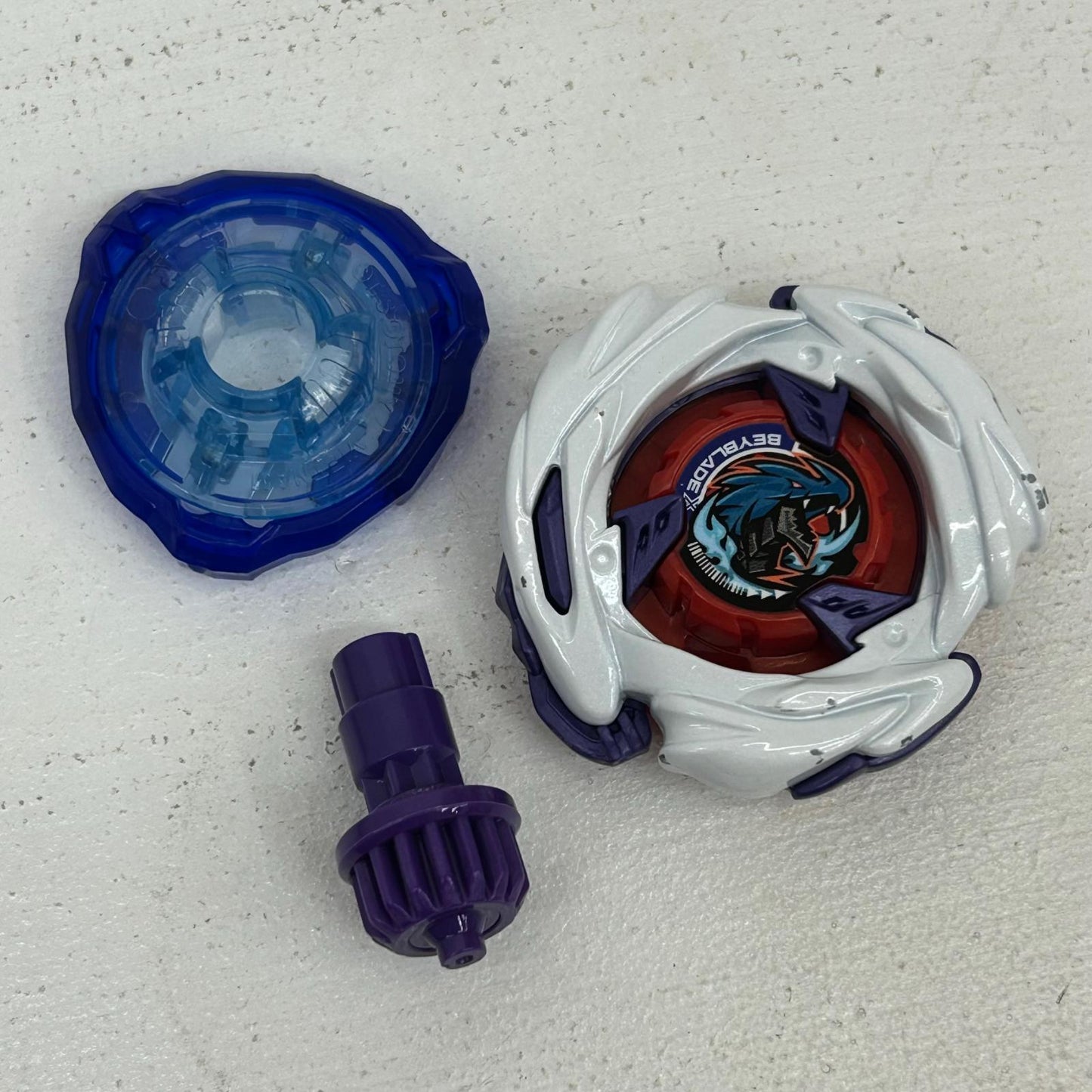 おもちゃ・玩具 メテオドラグーン3-70J メタルコート：ホワイト ベイブレードX BEYBLADE X　2 メテオドラグーン3-70J【イオン広店】