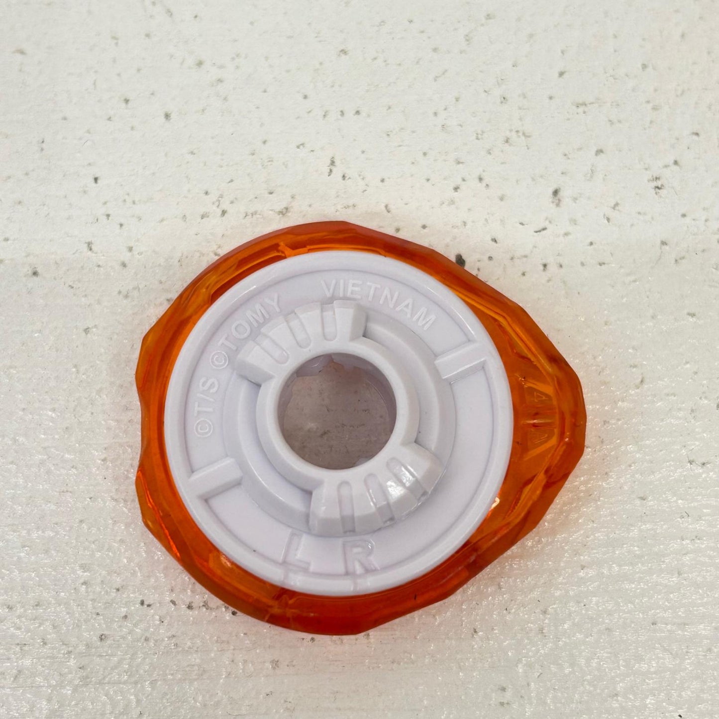 おもちゃ・玩具 ゴーレムロック1-60UN ベイブレードX BEYBLADE X ゴーレムロック1-60UN 【イオン広店】