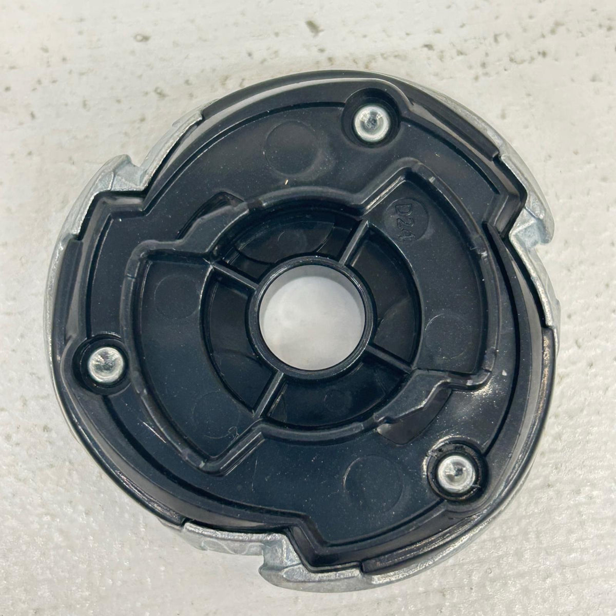 おもちゃ・玩具 シノビシャドウ9-60LF ベイブレードX BEYBLADE X　2 シノビシャドウ9-60LF【イオン広店】