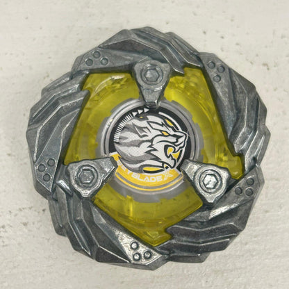 おもちゃ・玩具 レオンクロー0-80E ベイブレードX BEYBLADE X レオンクロー0-80E【イオン広店】