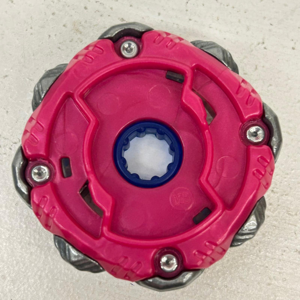 おもちゃ・玩具 ブラックシェル7-70WB ベイブレードX BEYBLADE X　2 ブラックシェル7-70WB 【イオン広店】