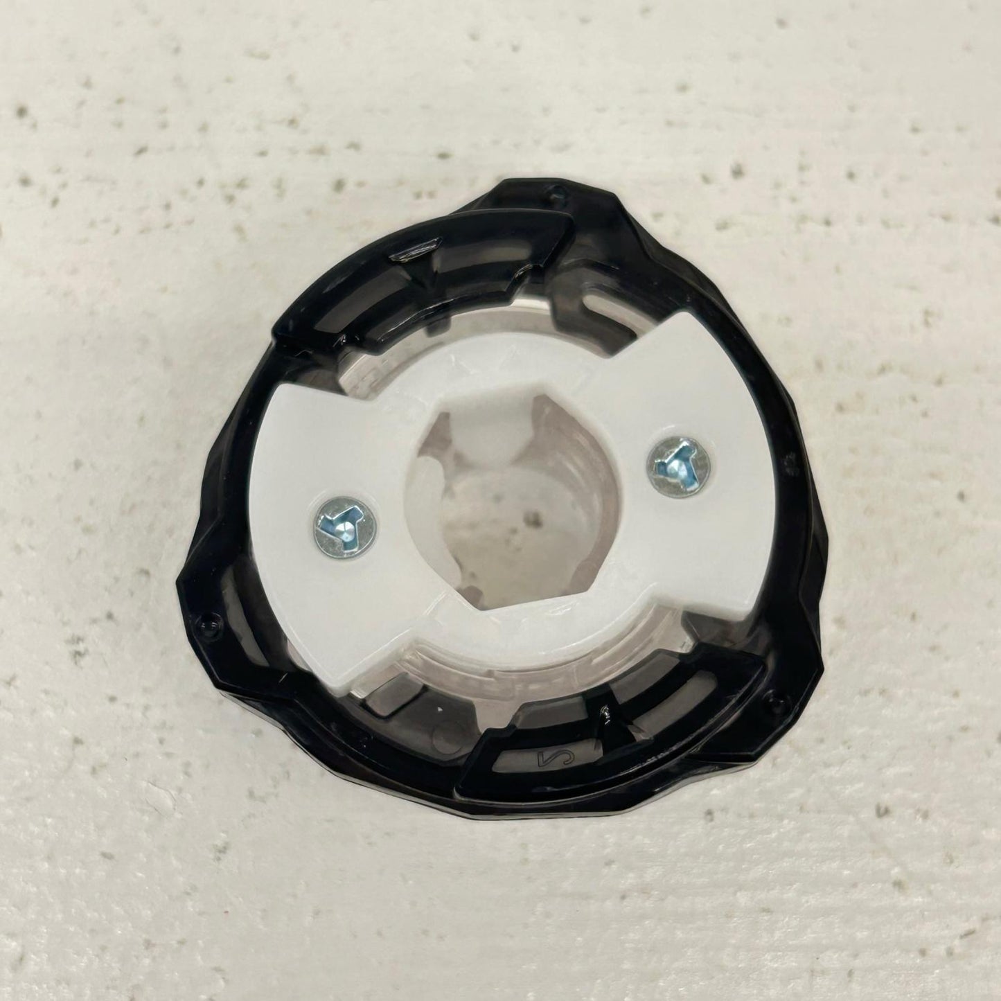 おもちゃ・玩具 シルバーウルフ3-80FB ベイブレードX BEYBLADE X　2 シルバーウルフ3-80FB【イオン広店】