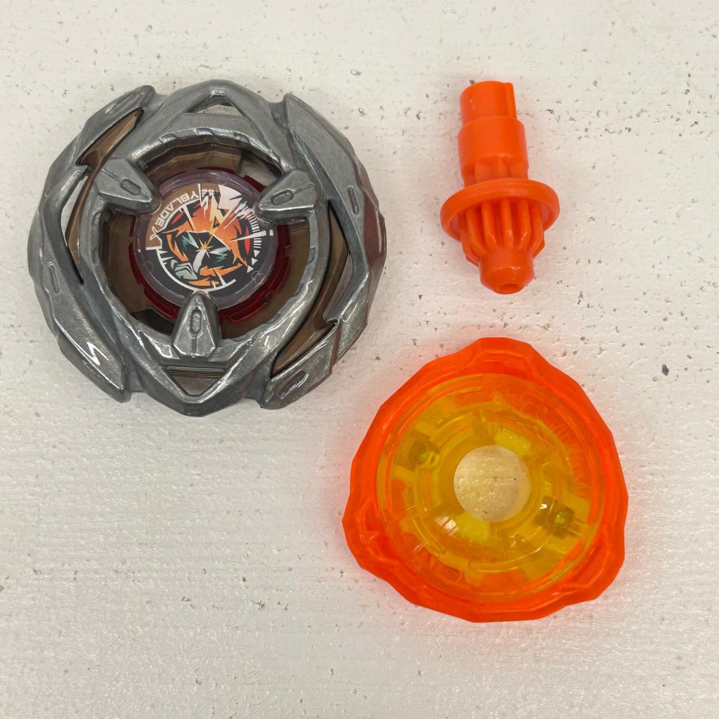 おもちゃ・玩具 ウィザードアロー3-60T ベイブレードX BEYBLADE X ウィザードアロー3-60T【イオン広店】