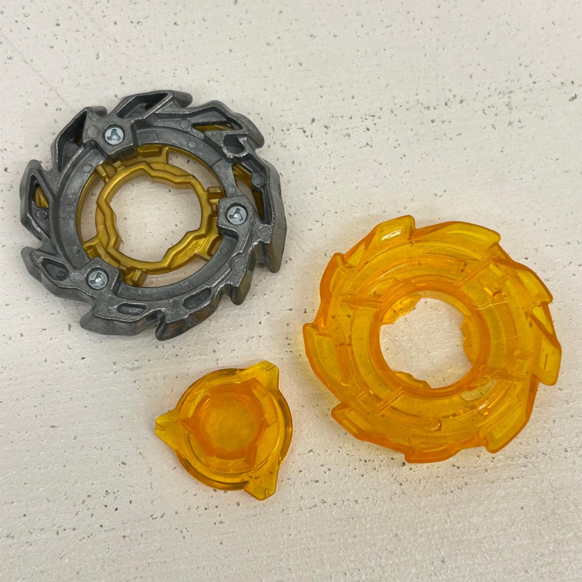 おもちゃ・玩具 フォックスブラッシュJ2-60U ベイブレードX BEYBLADE X フォックスブラッシュJ2-60U【イオン広店】