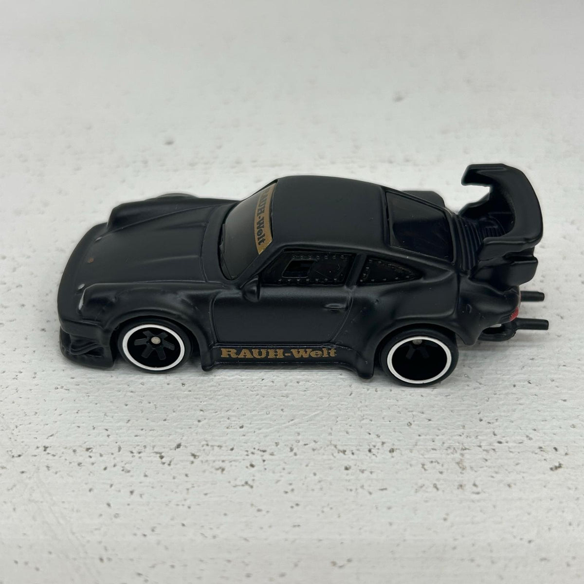 おもちゃ・玩具 1/64 RWB PORSCHE 930 Hot Wheels カーカルチャー Silho RWB PORSCHE 930【イオン広店】