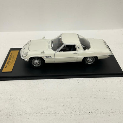 1/18 マツダ コスモスポーツ エクストラスケール 国産名車コレクション 2【イオン広店】
