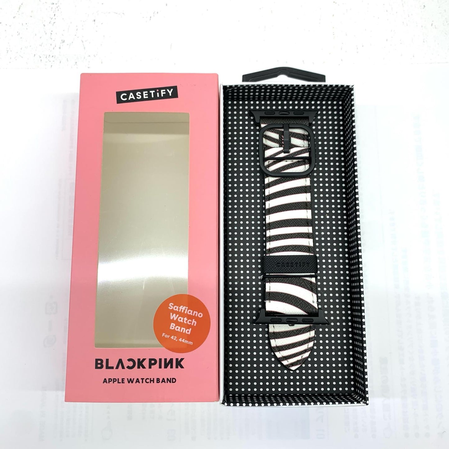アイドルグッズ 【★加古川物流】中古 CASETIFY BLACKPINK Apple Watch band　For42.44㎜.,【353】【353】【353】【加古川物流】