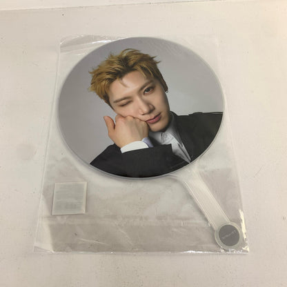 アイドルグッズ 【★加古川物流】中古 WayV [No Way Out] うちわ　テン.,【353】【353】【353】【加古川物流】