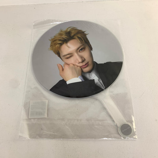 アイドルグッズ 【★加古川物流】中古 WayV [No Way Out] うちわ　テン.,【353】【353】【353】【加古川物流】