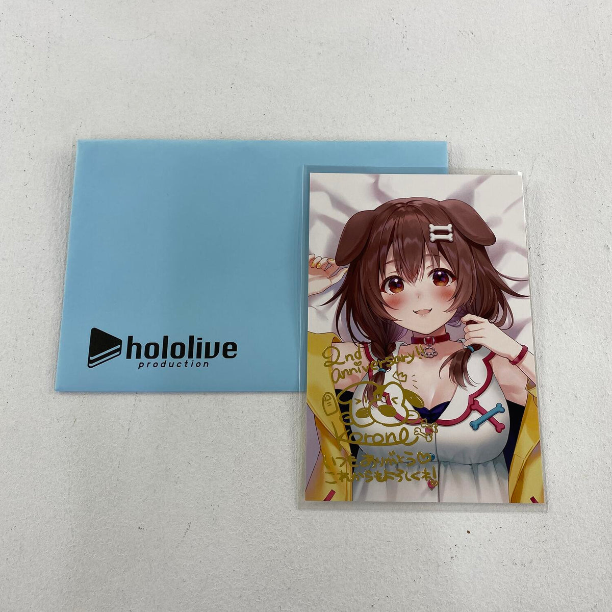 戌神ころね 活動二周年記念 箔押し複製サイン＆メッセージ入りフカヒレ先生描き下ろしポストカード**