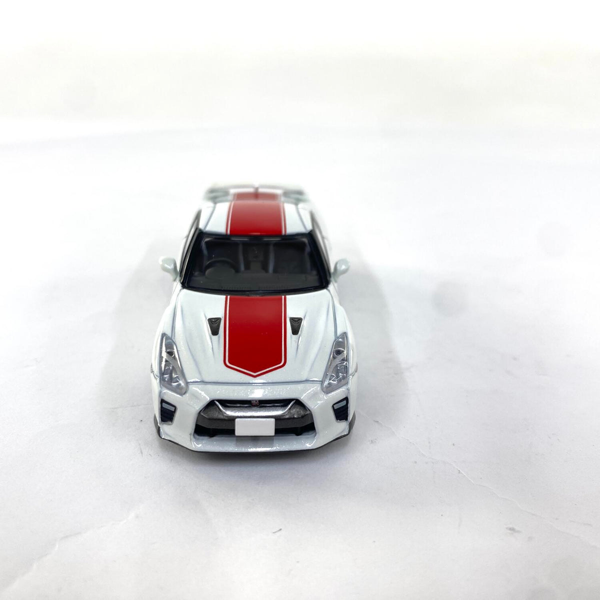 1/64 トミカリミテッドヴィンテージネオ NISSAN 日産 GT-R 50th Anniversary 2020モデル 白 ホワイト LV-N200 トミーテック：