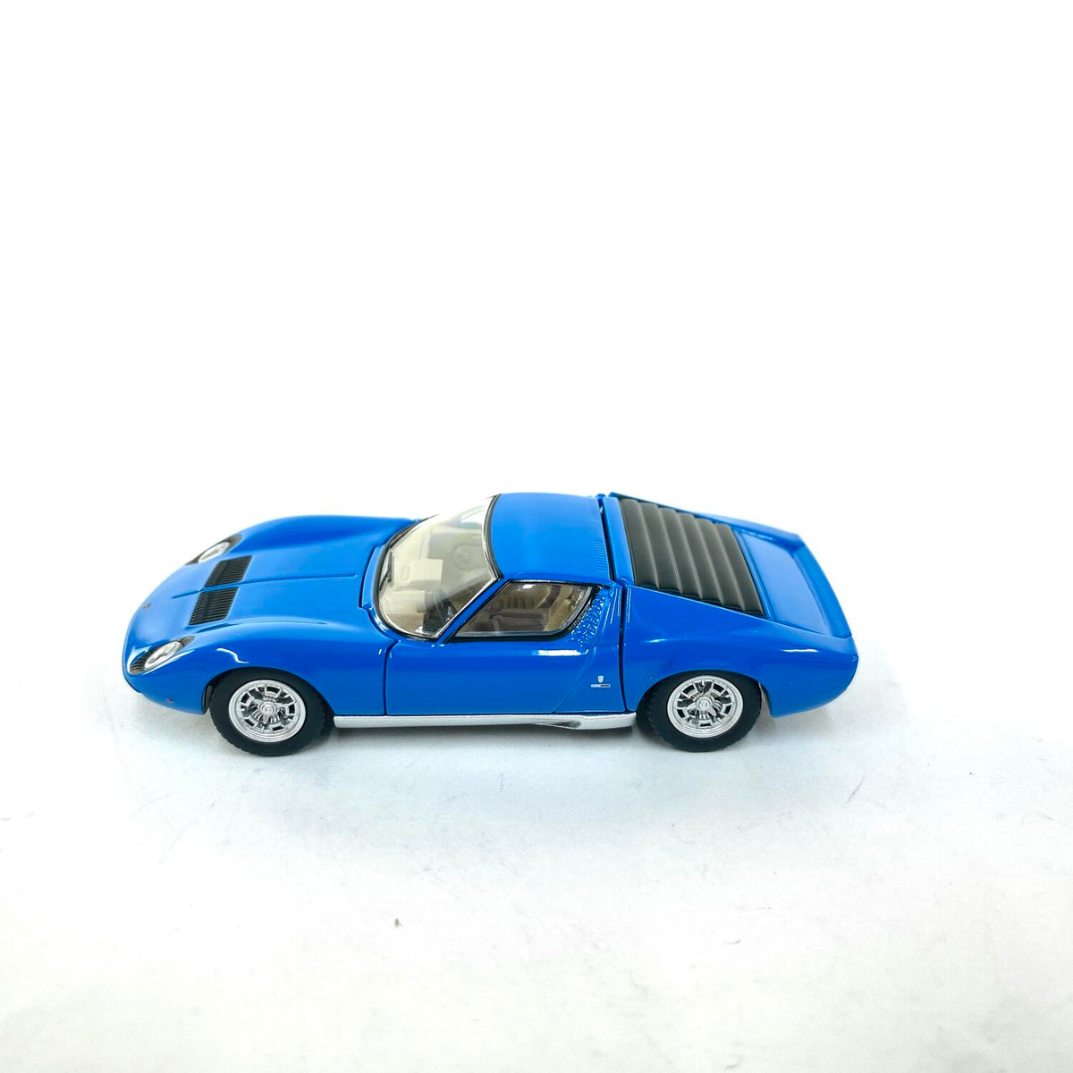 1/64 トミカリミテッドヴィンテージ KAMBORGHINI MIURA P400 トミーテック：