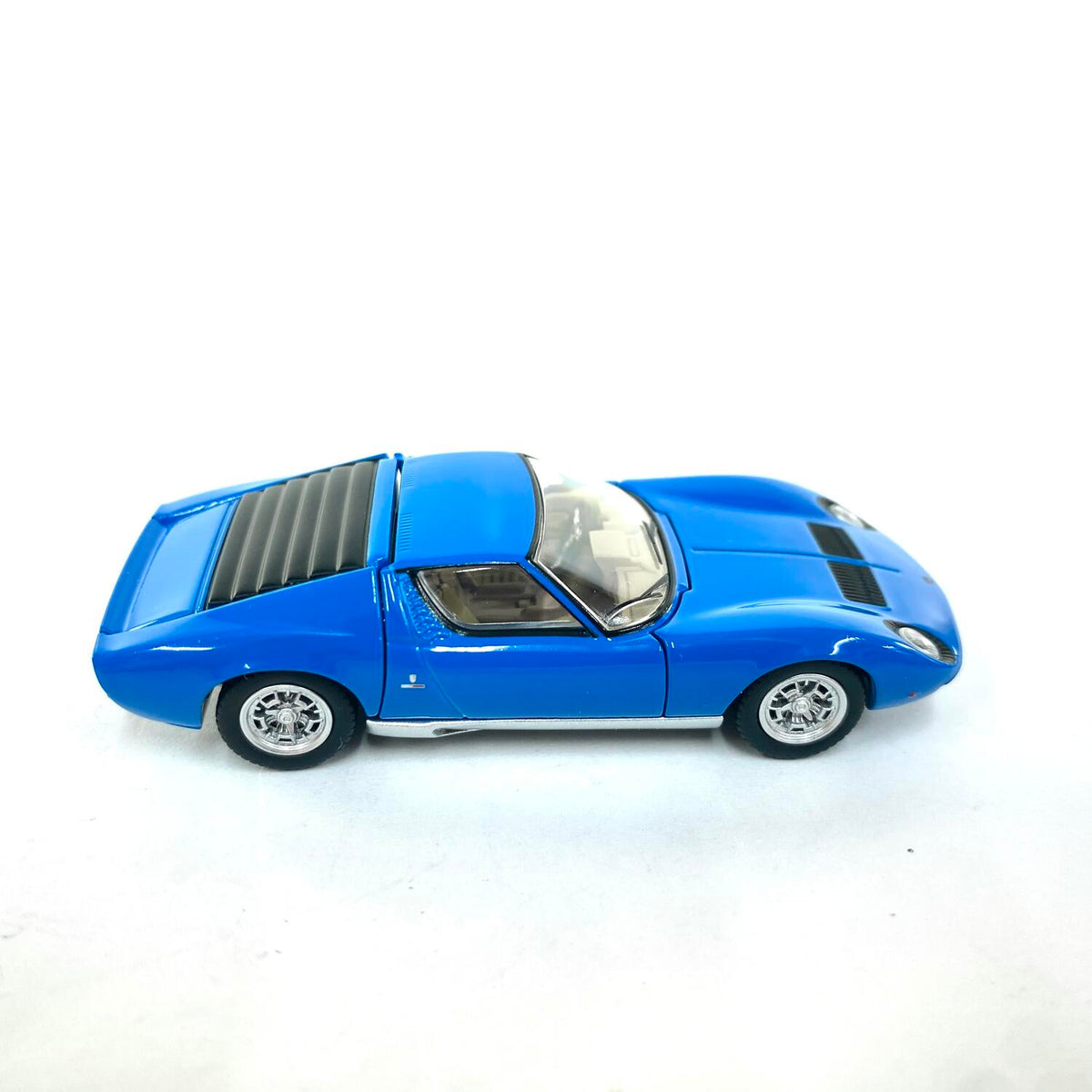 1/64 トミカリミテッドヴィンテージ KAMBORGHINI MIURA P400 トミーテック：