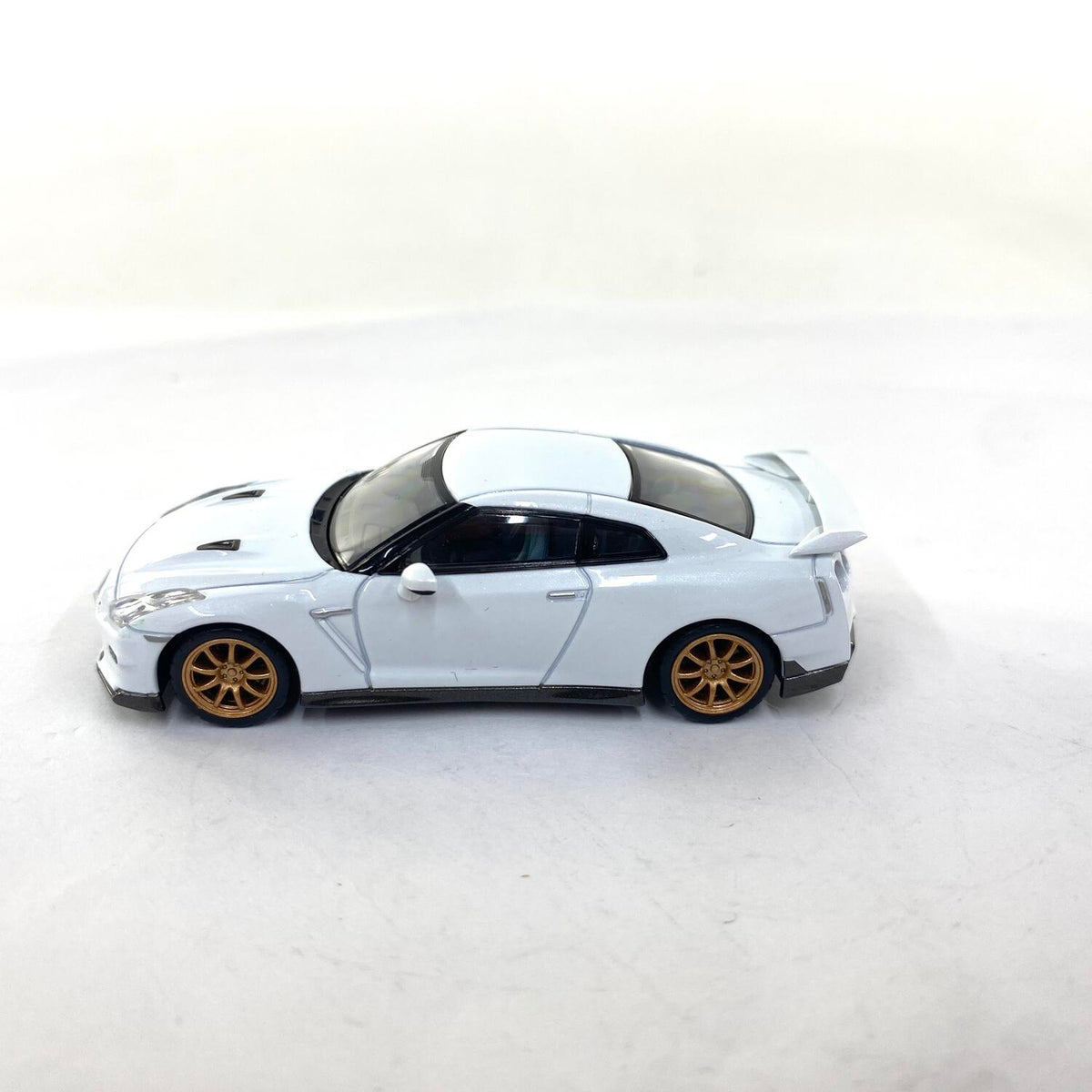 1/64 トミカリミテッドヴィンテージネオ NISSAN 日産 GT-R プレミアムエディション T-Spec 2024モデル LV-N316 トミーテック：