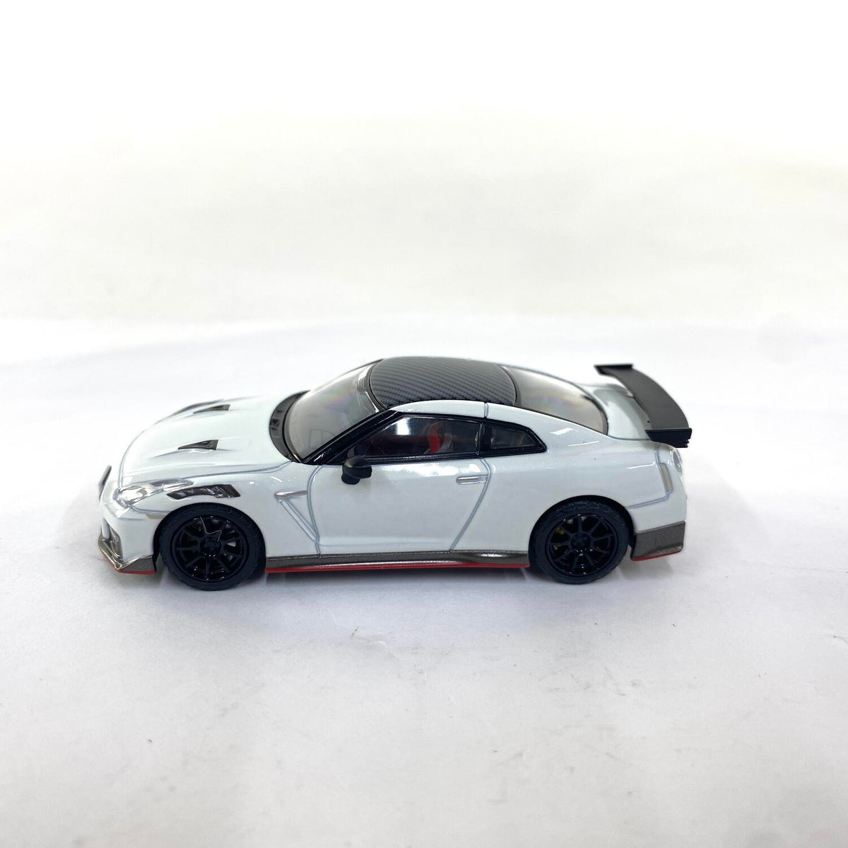 1/64 トミカリミテッドヴィンテージネオ NISAN 日産 GT-R NISMO 2020 モデル 白 ホワイト LV-N217 トミーテック：