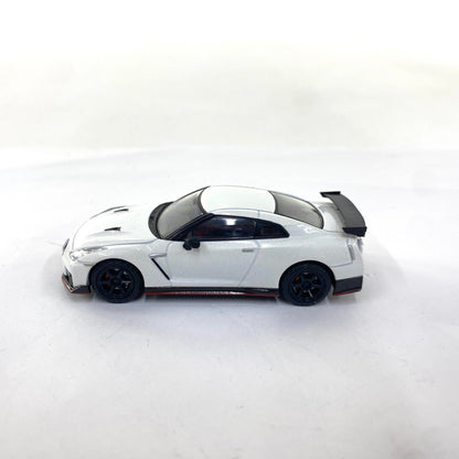 1/64 トミカリミテッドヴィンテージネオ NISSAN 日産 GT-R NISMO 2017モデル 白 ホワイト LV-N153 トミーテック：