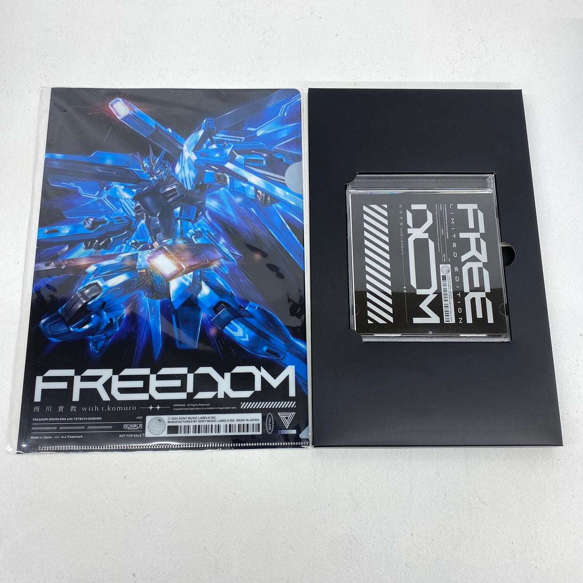 西川貴教 with t.komuro/FREEDOM[完全生産限定盤]　HG 1/144 フリーダムガンダム ZGMF-X10A ガンプラ：