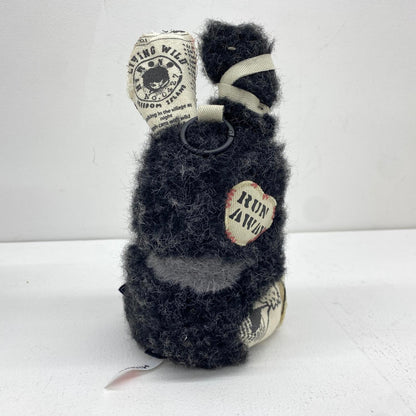 POP MART Hirono Little Hare ぬいぐるみペンダント シークレットカラー：