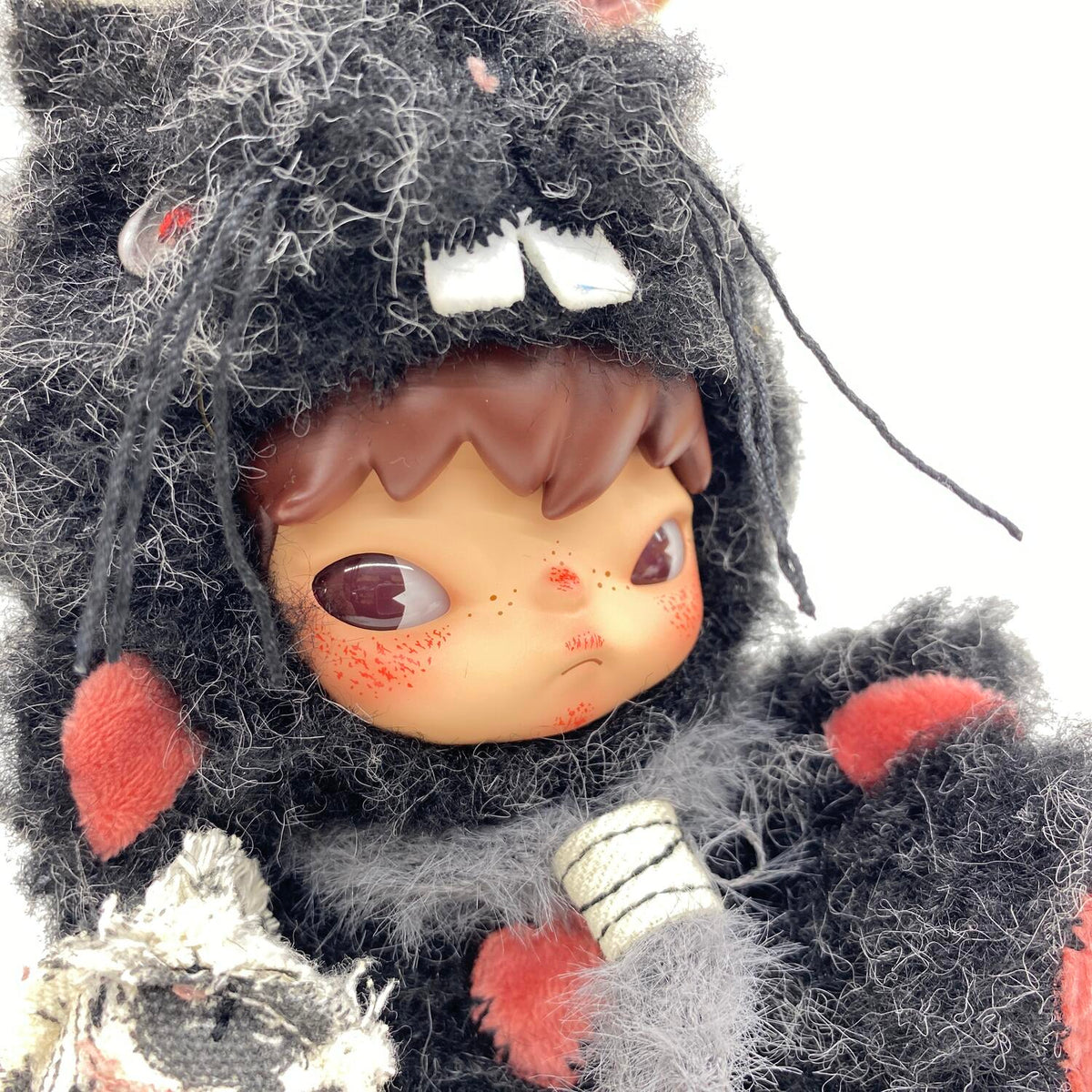 POP MART Hirono Little Hare ぬいぐるみペンダント シークレットカラー：