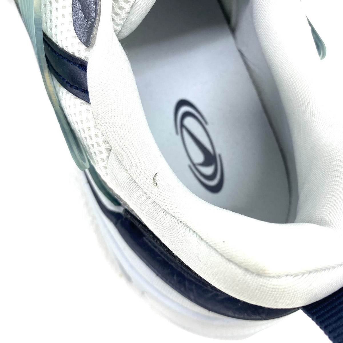 NIKE W NIKE V2K RUN HQ3484-121 ナイキ スニーカー ランニングシューズ　28cm タグ付き.,