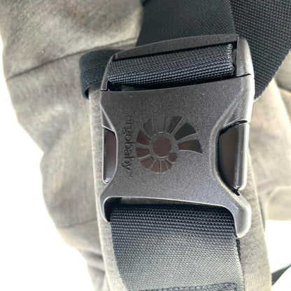 Ergobaby EMBRACE エルゴベビー エンブレース 抱っこ紐　グレー.,