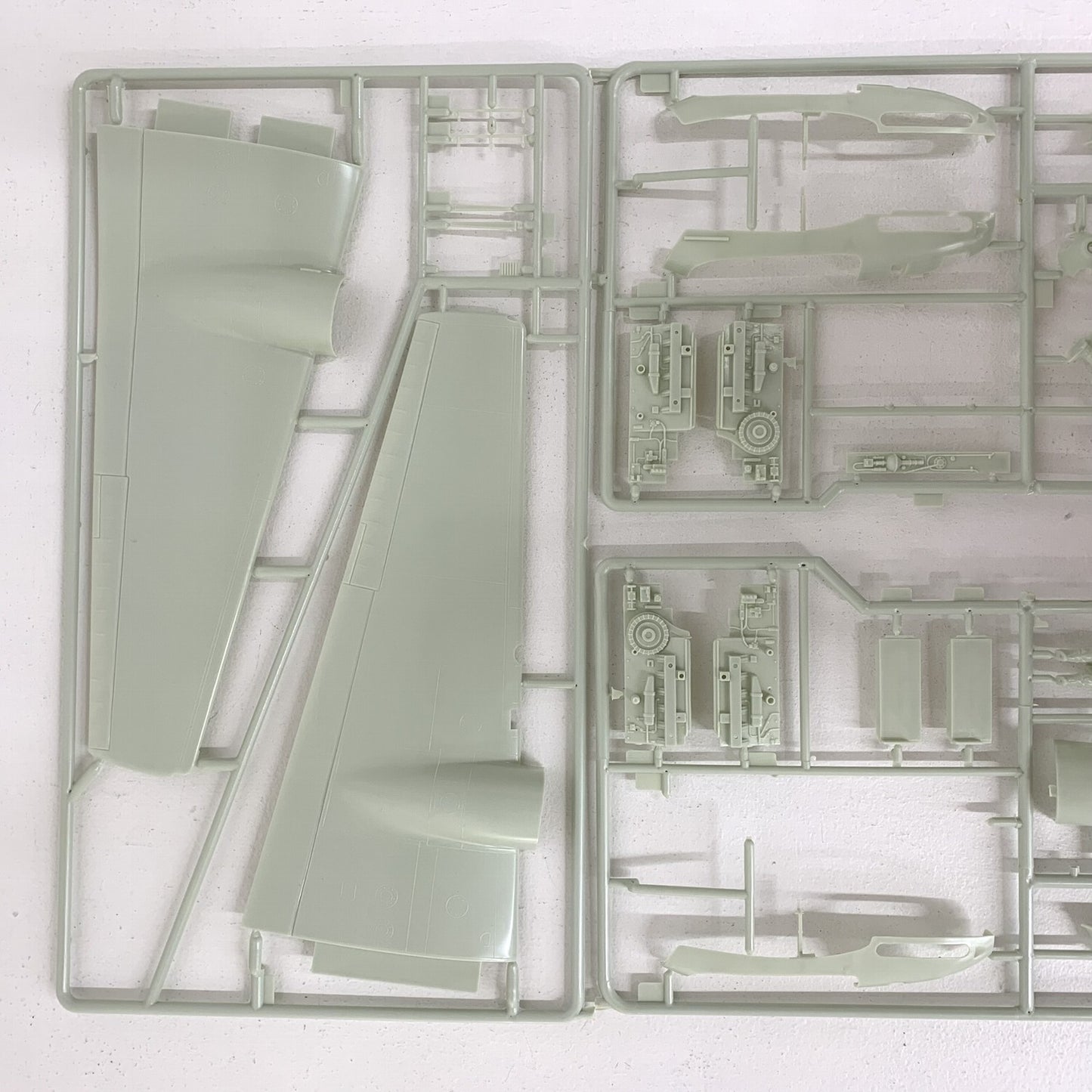 1/32 Messerschmitt メッサーシュミット Bf 110 C-4B Revell レベル 4771 プラモデル..