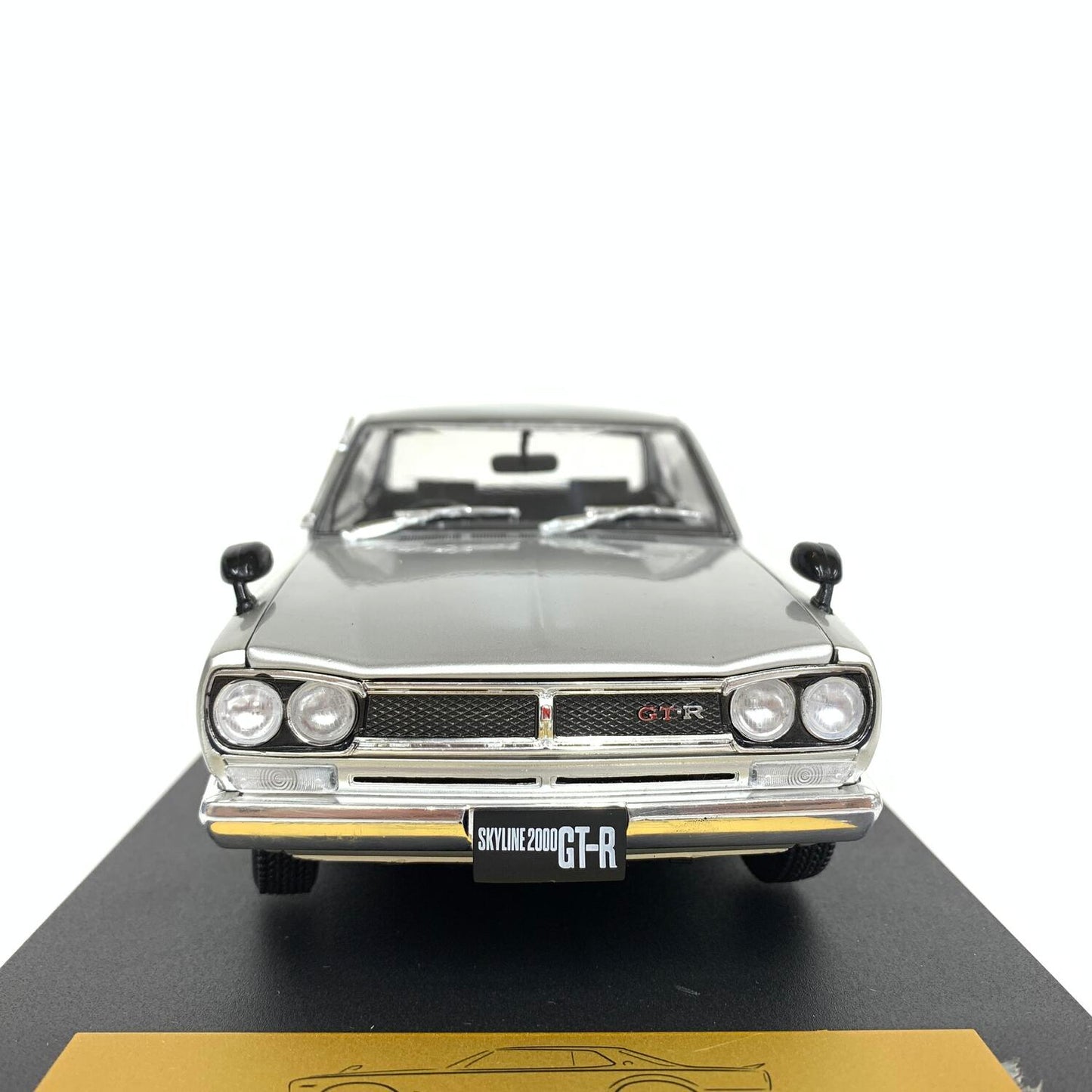 アシェット 1/18 日産 スカイライン 2000GT-R 1970 ミニカー：