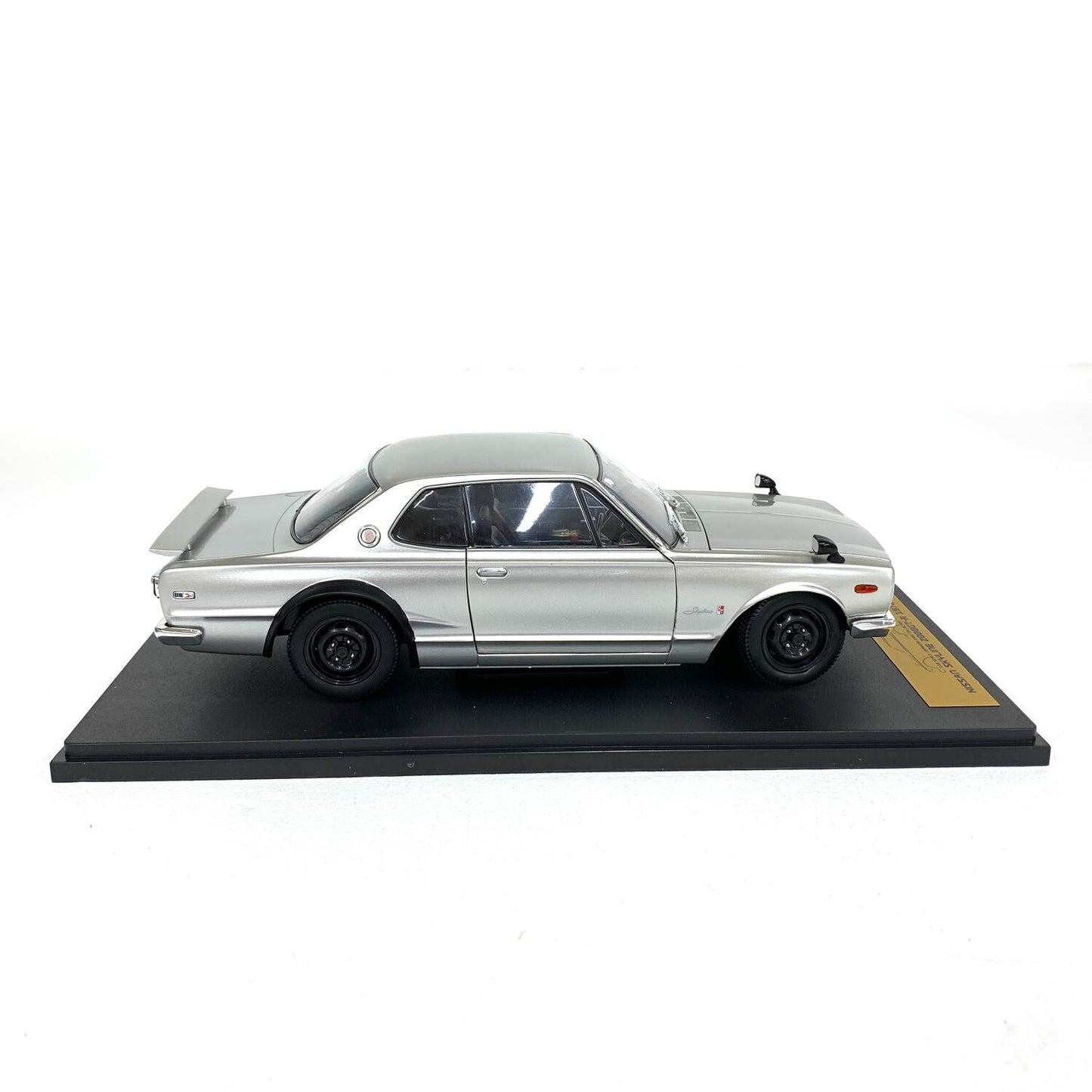 アシェット 1/18 日産 スカイライン 2000GT-R 1970 ミニカー：