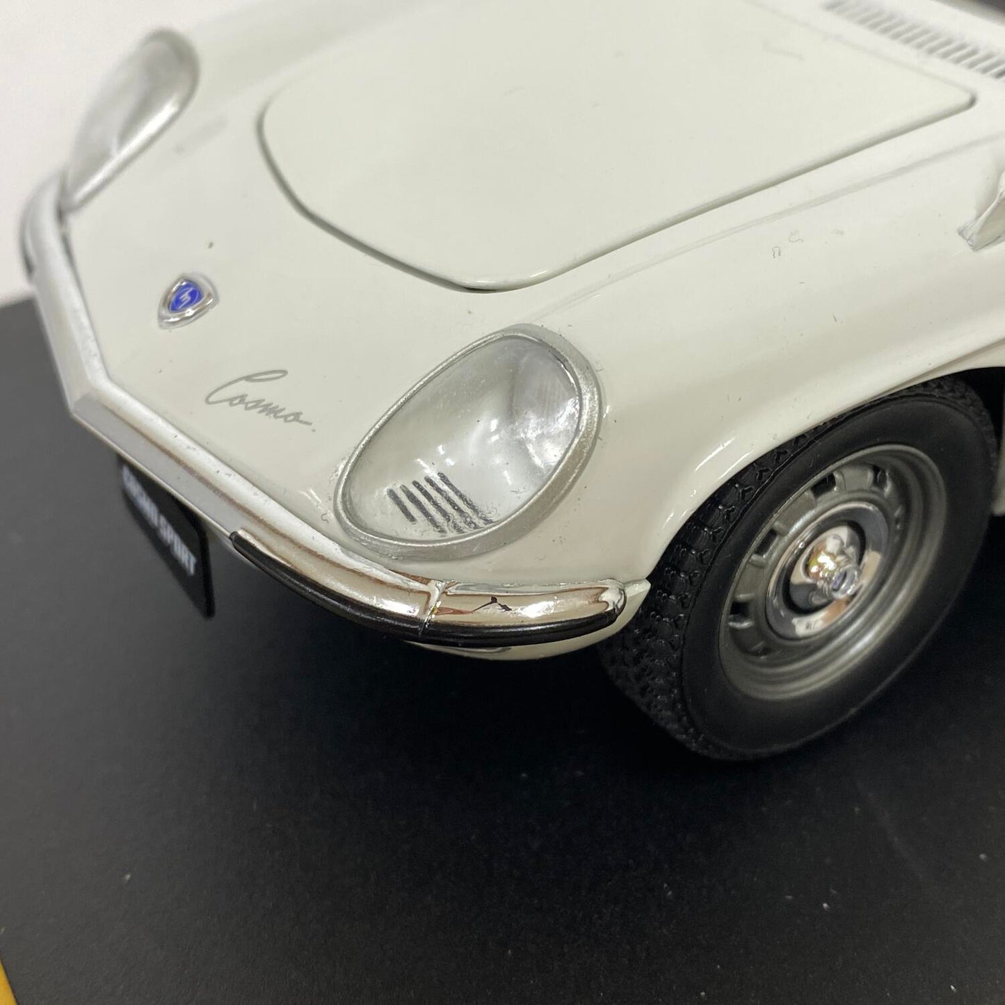 アシェット 1/18 マツダ コスモスポーツ 1968 ミニカー：
