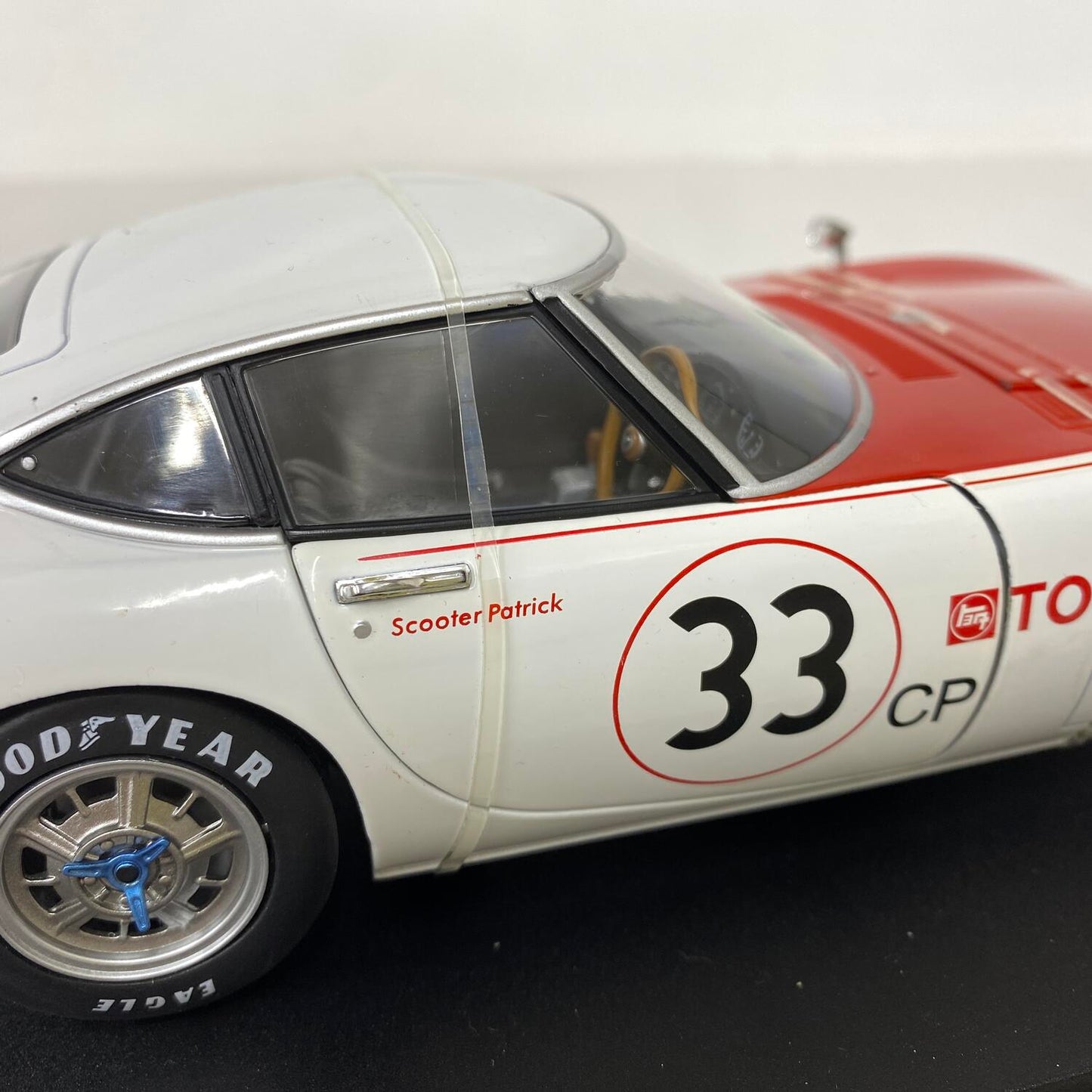 アシェット 1/18 トヨタ 2000GT SCCA SPORTS CAR RACE 1968 ミニカー：