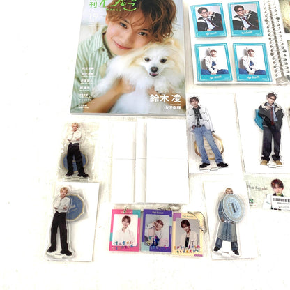 鈴木凌 プロフィールカード うちわ アクリルスタンド 写真集などグッズまとめ