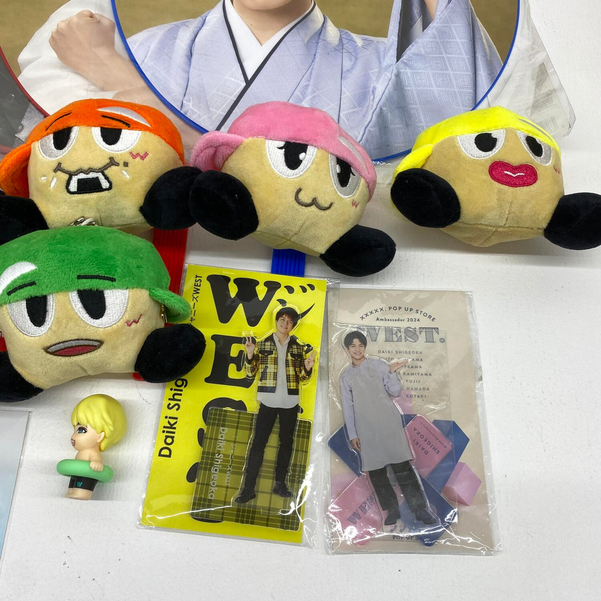 WEST. ヤツ ぬいぐるみ はぴぬい 7体セット フィギュア うちわ 他 グッズ まとめ売り：