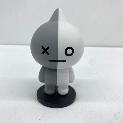 BT21 VAN FIGURE フィギュア：