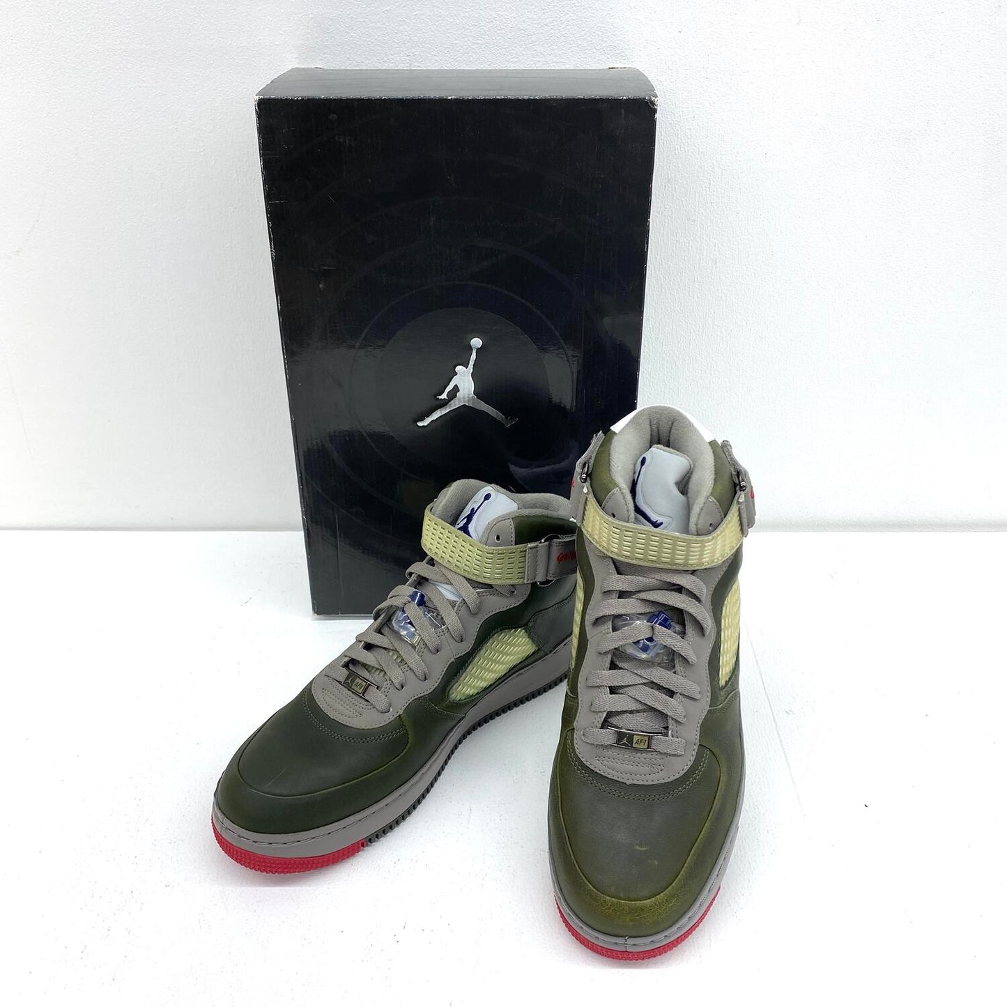 その他靴 【★加古川物流】中古 Air Jordan Fusion 5 Premier Grey Nurse エアジョーダン フュージョン 5 プレミア グレーナース 325330-341 激レア 28.5cm：【126】【126】【126】【126】【加古川物流】