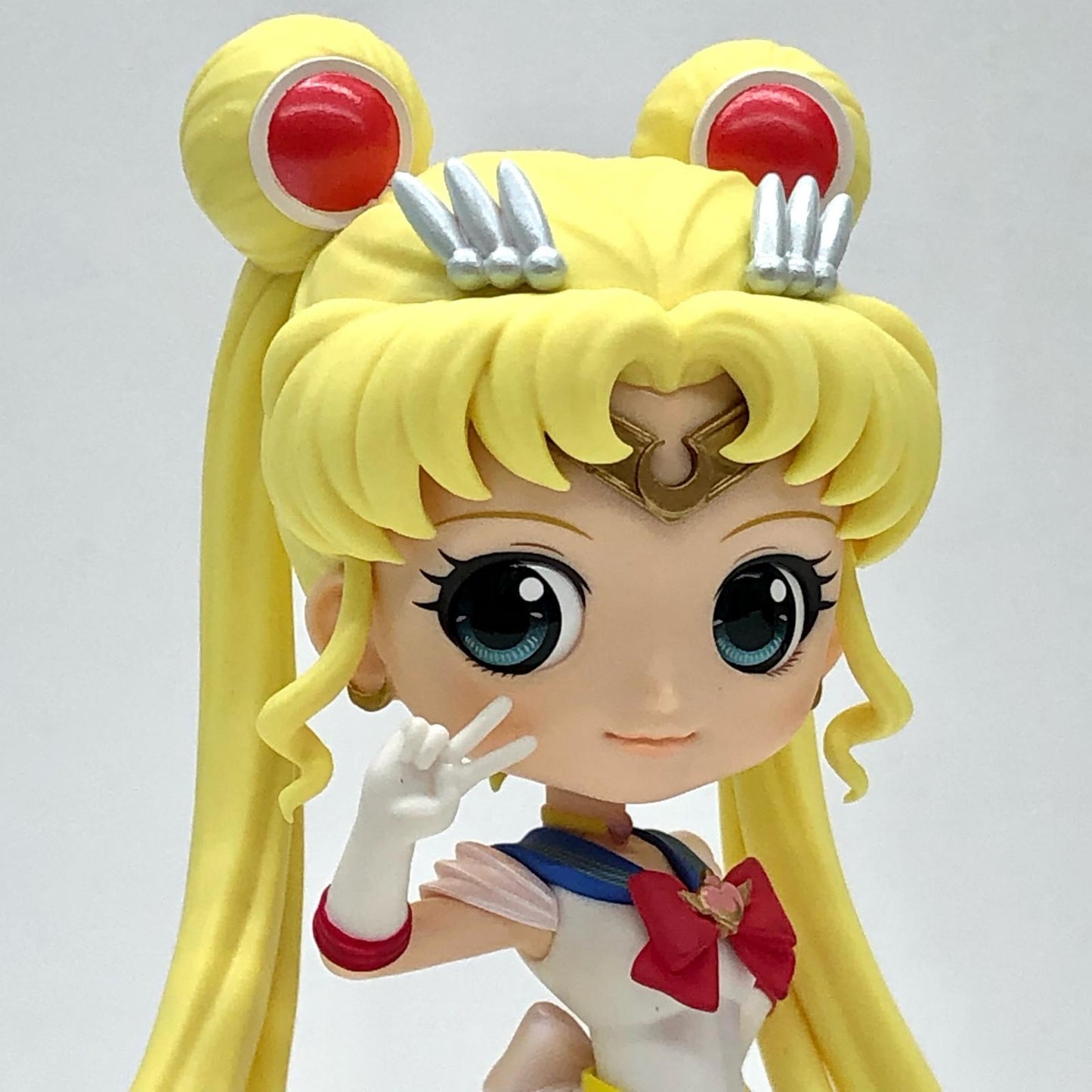 スーパーセーラームーン(衣装淡)「劇場版美少女戦士セーラームーンEternal」Qposket-SUPERSAILORMOON-【フィギュア】