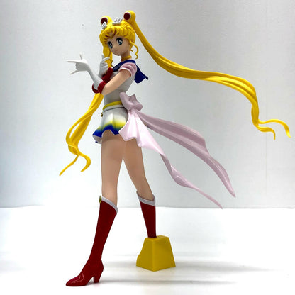 スーパーセーラームーン(衣装濃)「劇場版美少女戦士セーラームーンEternal」GLITTER＆GLAMOURS-SUPERSAILORMOON-【フィギュア】