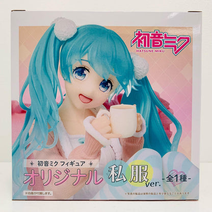 【中古】 初音ミクフィギュアオリジナル私服ver.「キャラクター・ボーカル・シリーズ01初音ミク」【フィギュア】【飾磨店】