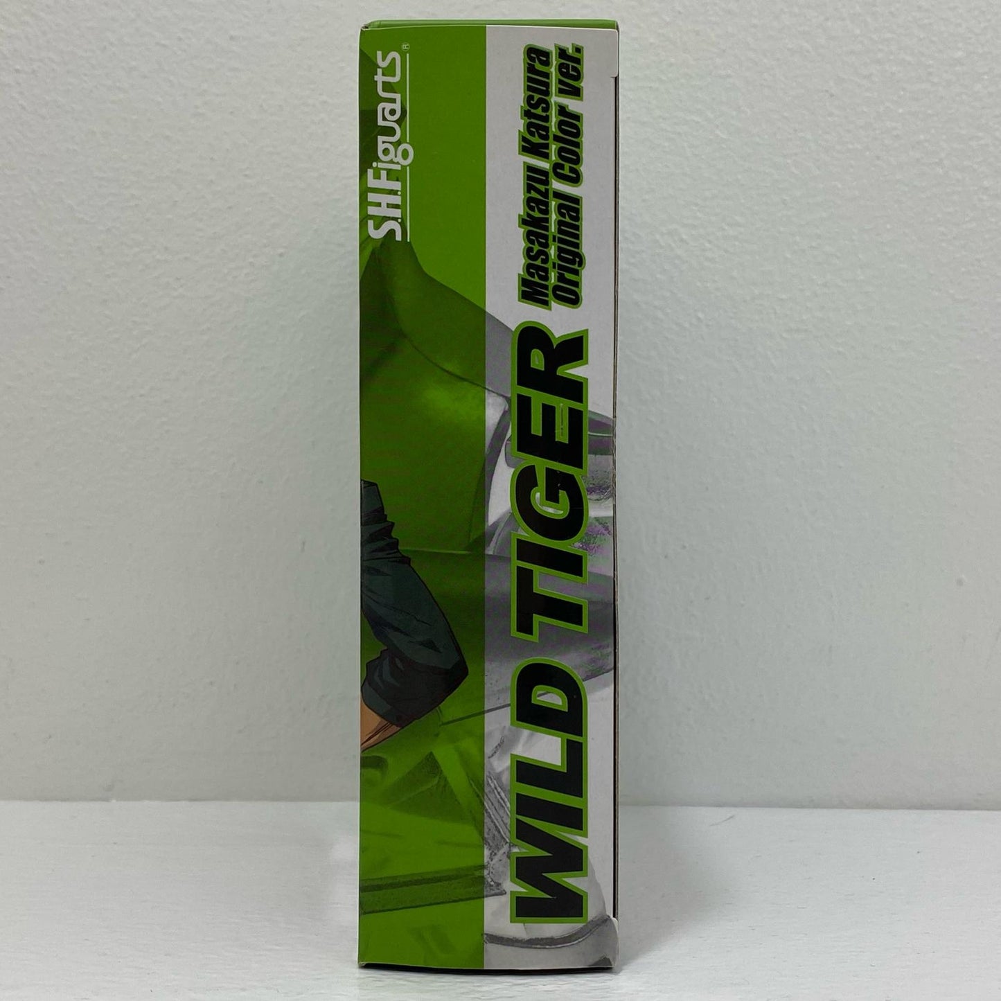 [Used] S.H.Figuarts Wild Tiger Masakazu Katsura Original Color ver. "TIGER & BUNNY" TIGER & BUNNY -Masakazu Katsura Original Art & Rough Sketch Collection- First Press Bonus Edition Included Item [Figure]