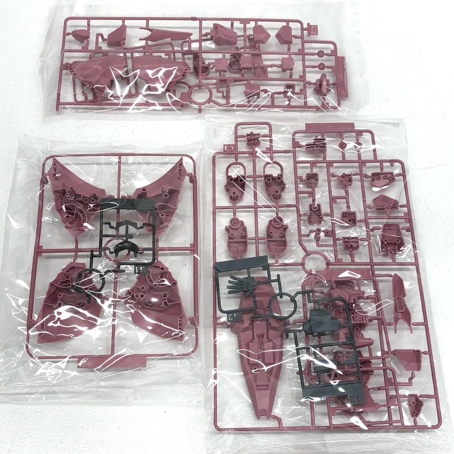 プラモデル 1/144HGMe02RメッサーF02型(指揮官機)「機動戦士ガンダム閃光のハサウェイ」プレミアムバンダイ限定[5061855] Me02RメッサーF02型(指揮官機) プレミアムバンダイ限定 プレミアムバンダイ限定 '1/144 5061855