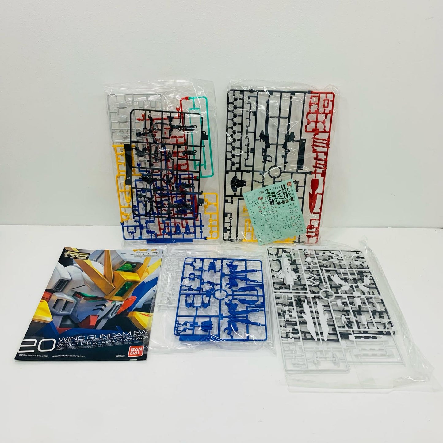 [Used] 1/144 RG XXXG-01W Wing Gundam EW "Mobile Suit Gundam Wing Endless Waltz" [5063053]