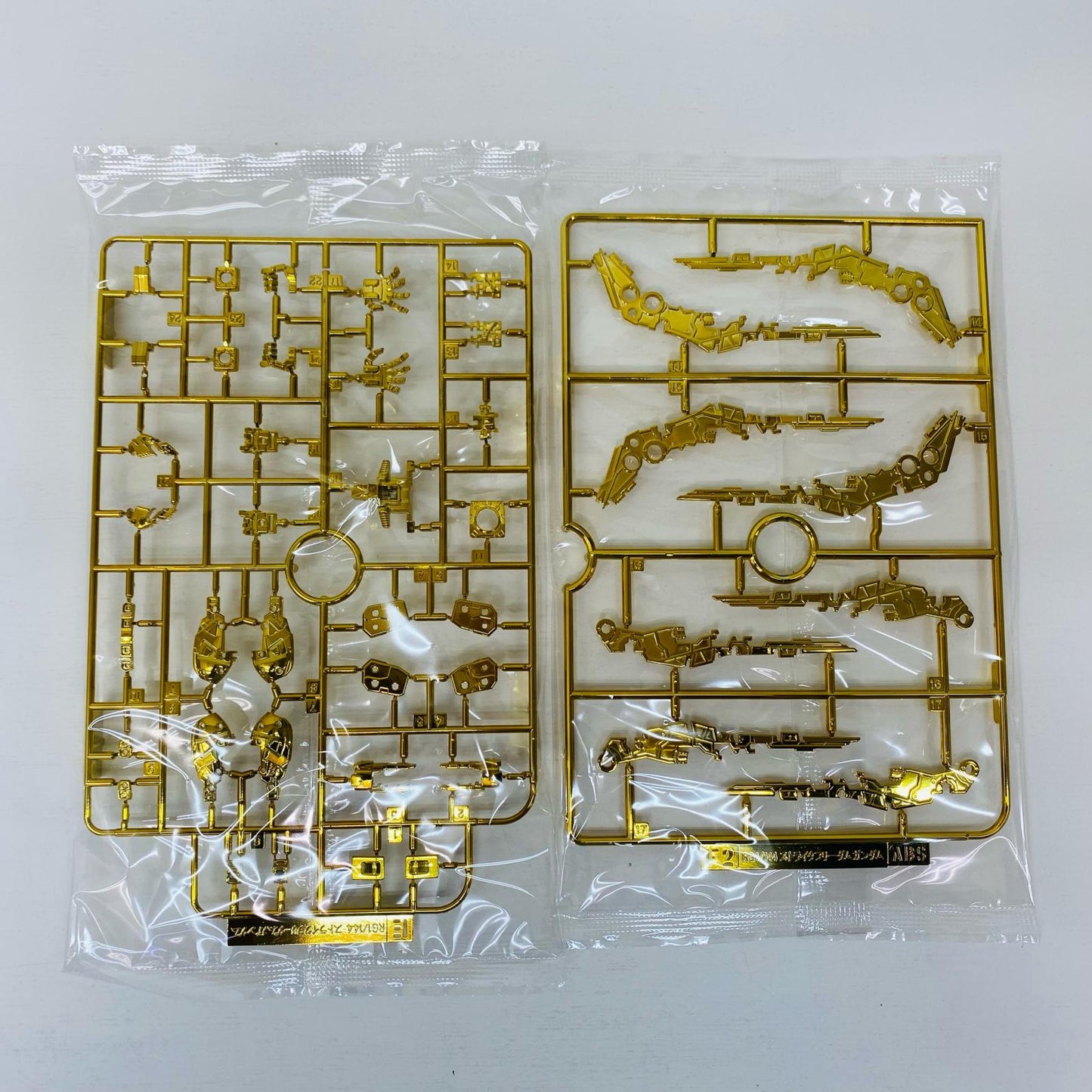 【中古】 1/144RGZGMF-X20Aストライクフリーダムガンダムチタニウムフィニッシュ「機動戦士ガンダムSEEDDESTINY」プレミアムバンダイ限定[5061039]