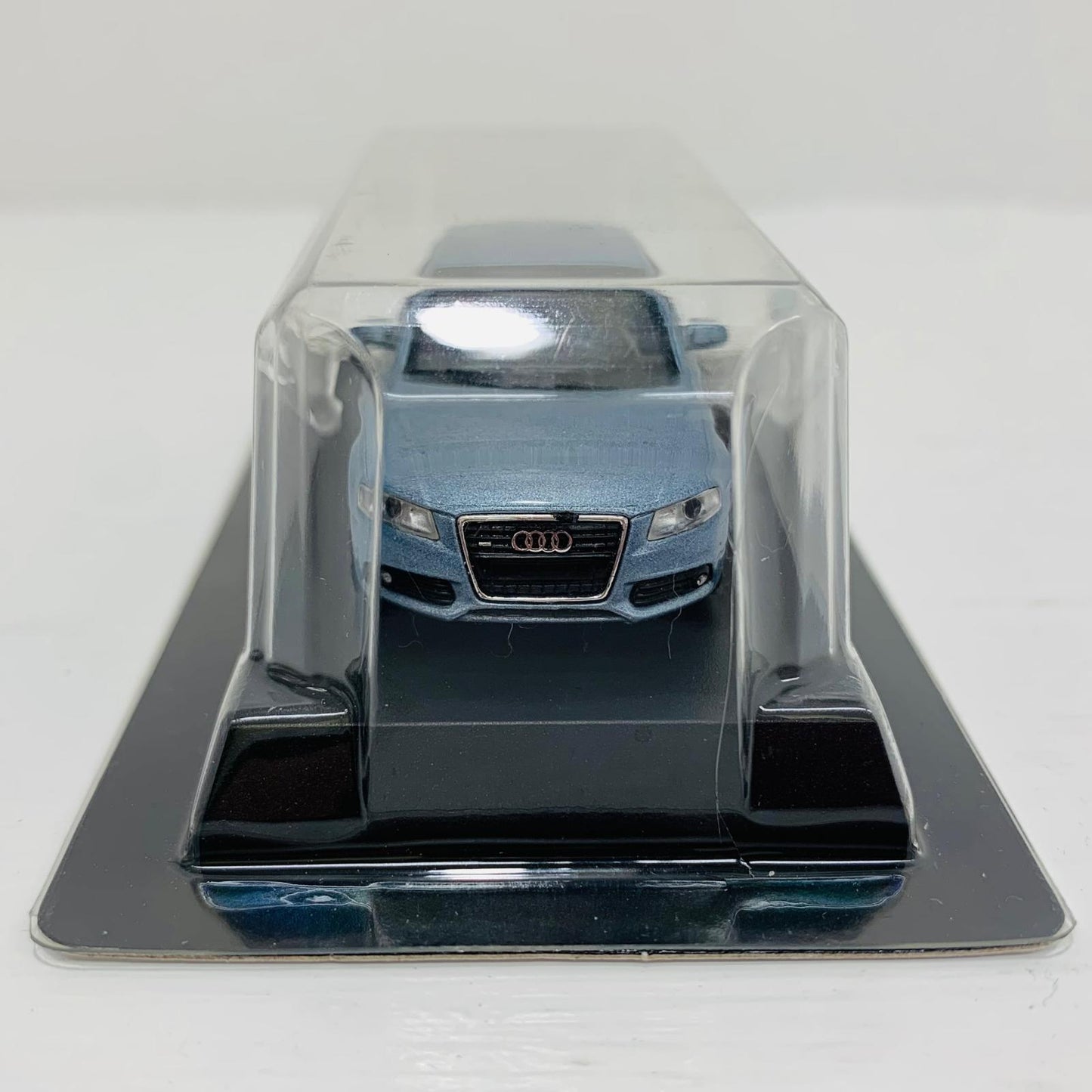 おもちゃ・玩具 1/64AudiA4(ライトブルー)「アウディミニカーコレクション2」サークルK・サンクス限定 AudiA4 1/64スケール サークルK・サンクス限定 '1/64 201610