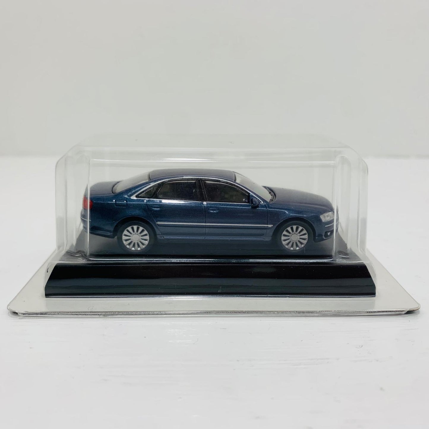 おもちゃ・玩具 1/64AudiA8W12(ブルー)「アウディミニカーコレクション」サークルK・サンクス限定 AudiA8W12 1/64スケール サークルK・サンクス限定 '1/64