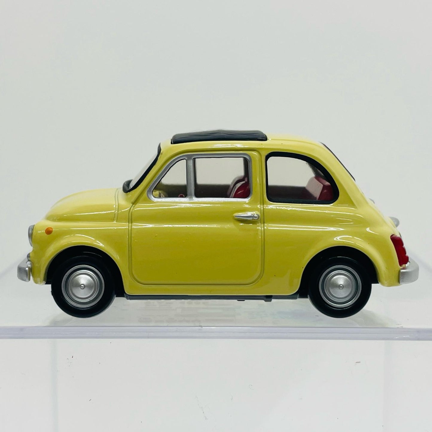 1/45フィアット500F(イエロー)「トミカプレミアム29」