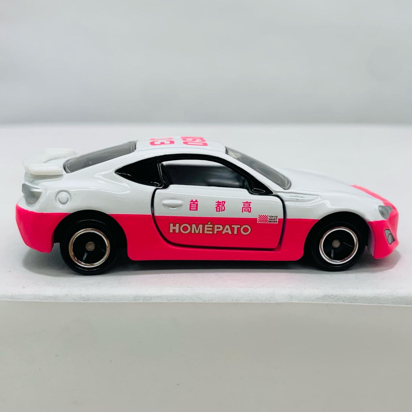 [Used] 1/60 Toyota 86 Home Patrol Car #TSC03 (White x Pink) "Tomica AEON Tuning Car Series Vol. 31" AEON Limited